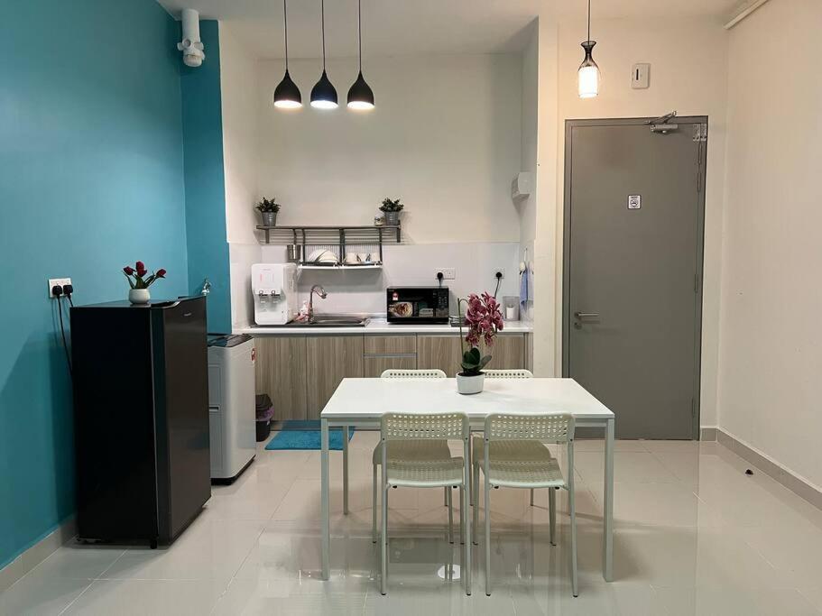 Mufa Studio Suites Klia Sepang Exterior photo